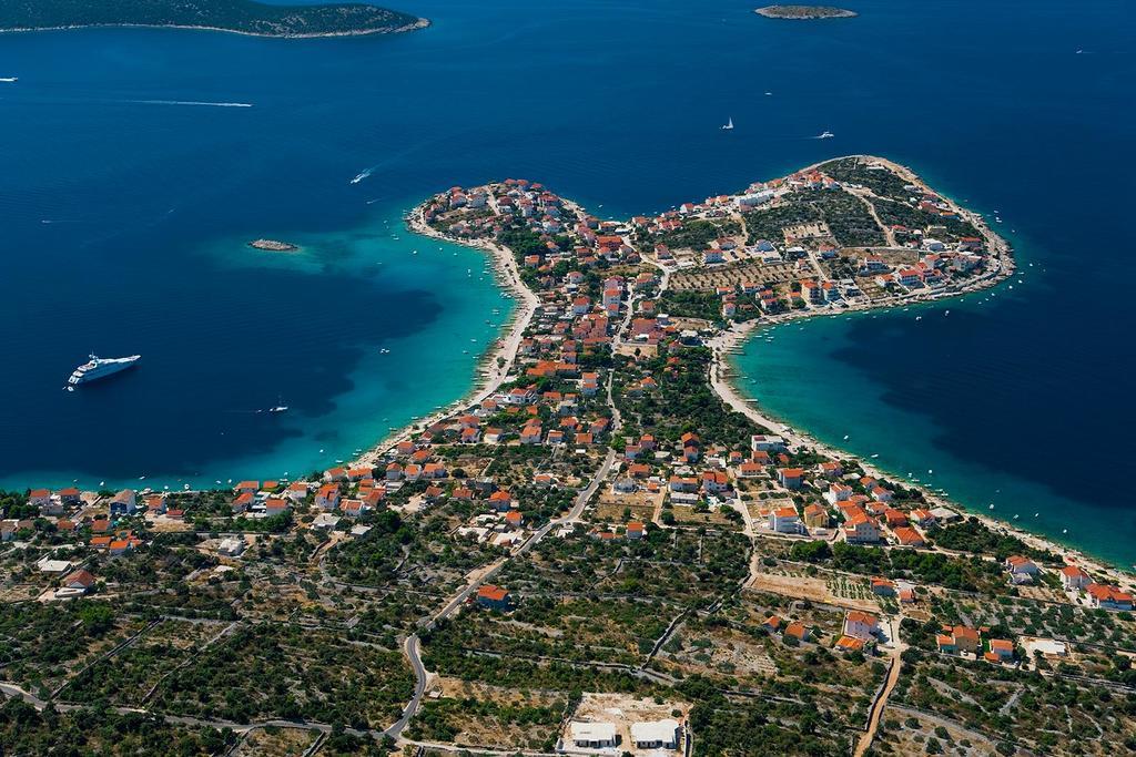 Villa Mandina Sevid Exterior photo