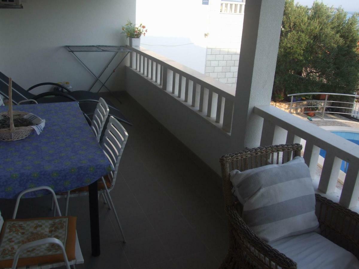 Villa Mandina Sevid Exterior photo